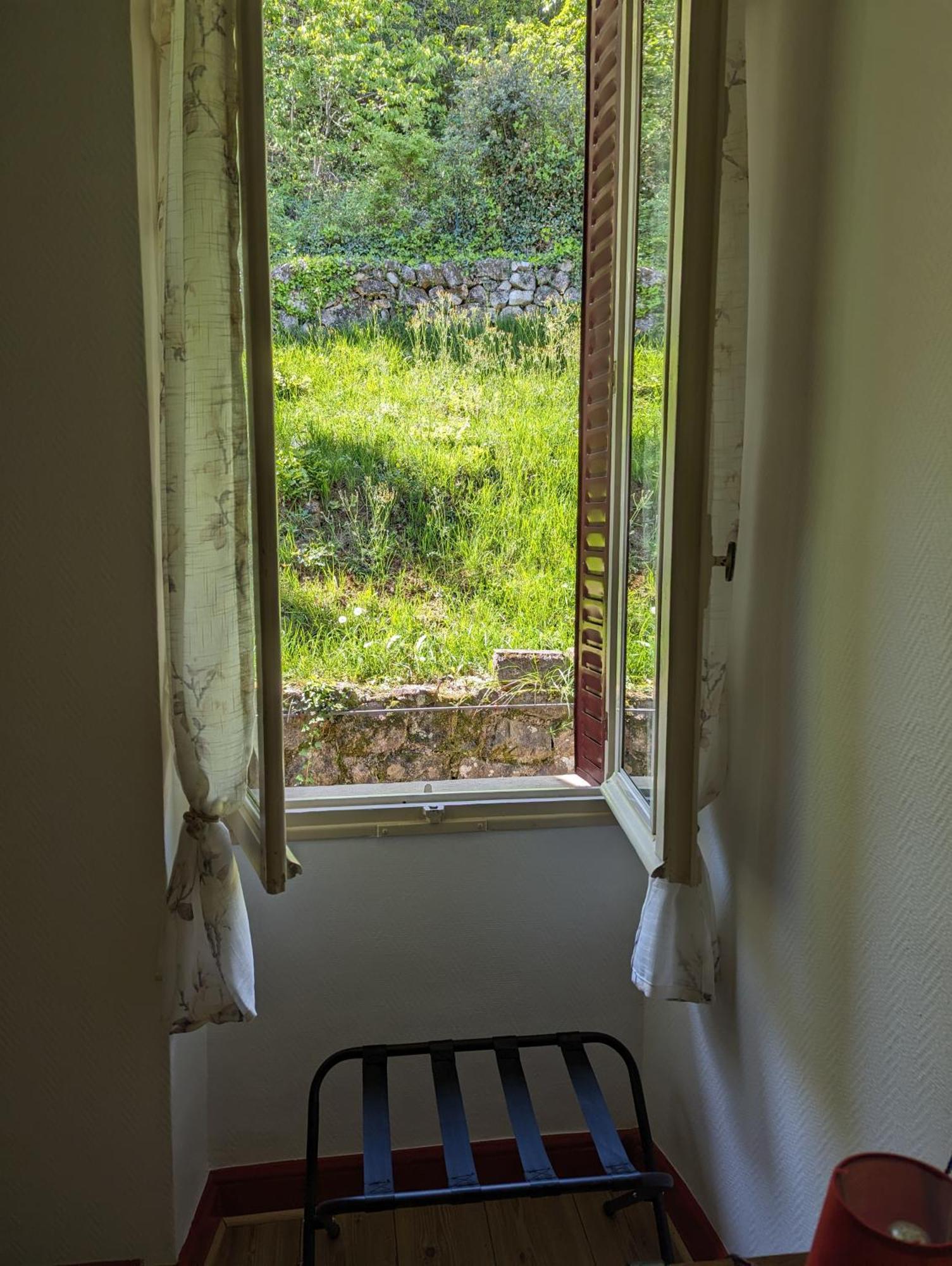 Auberge Des Pins โอเบอนา ภายนอก รูปภาพ