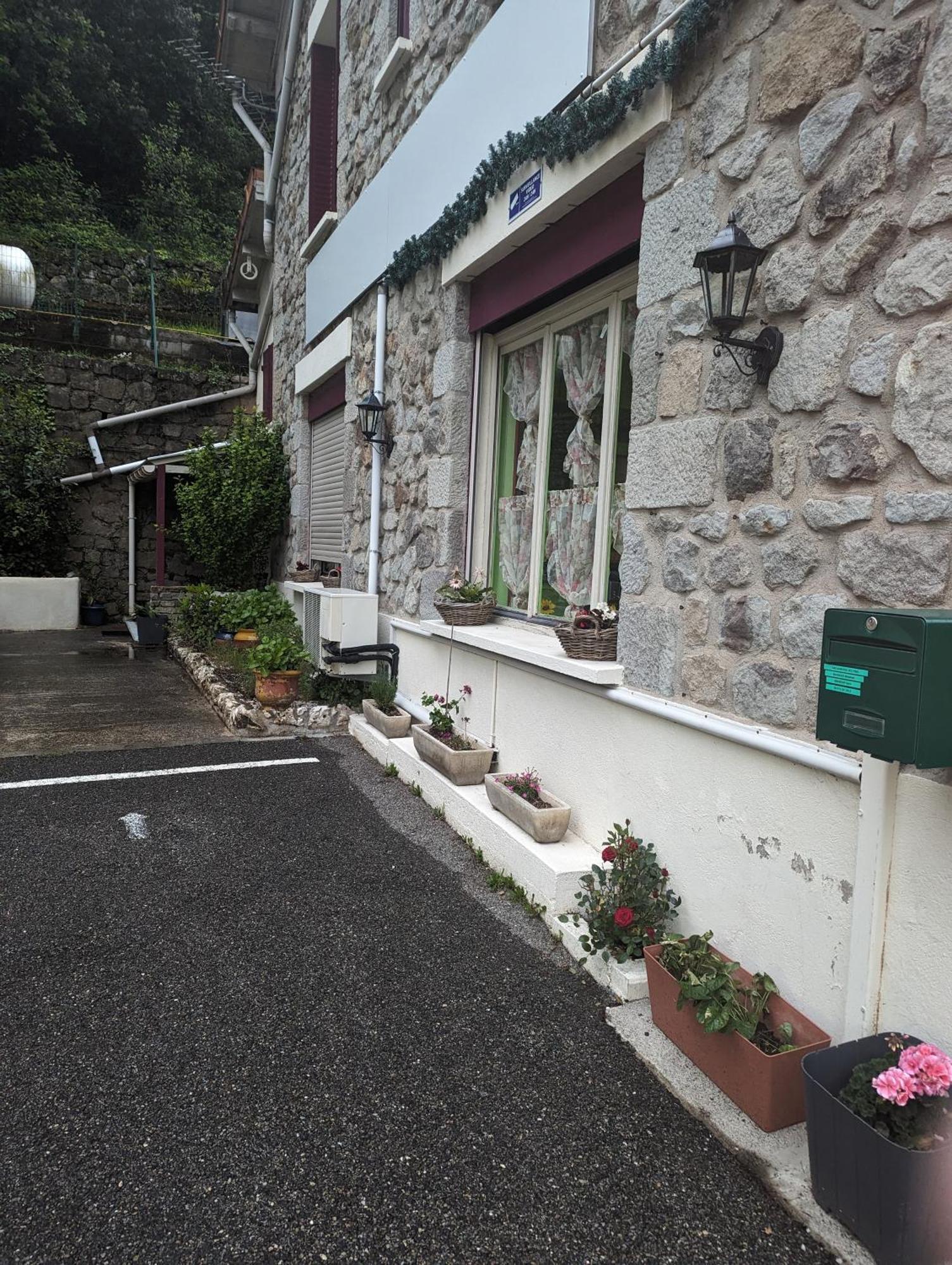 Auberge Des Pins โอเบอนา ภายนอก รูปภาพ